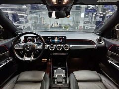 Mercedes-Benz GLB AMG GLB 35 4MATIC - ფოტო 4