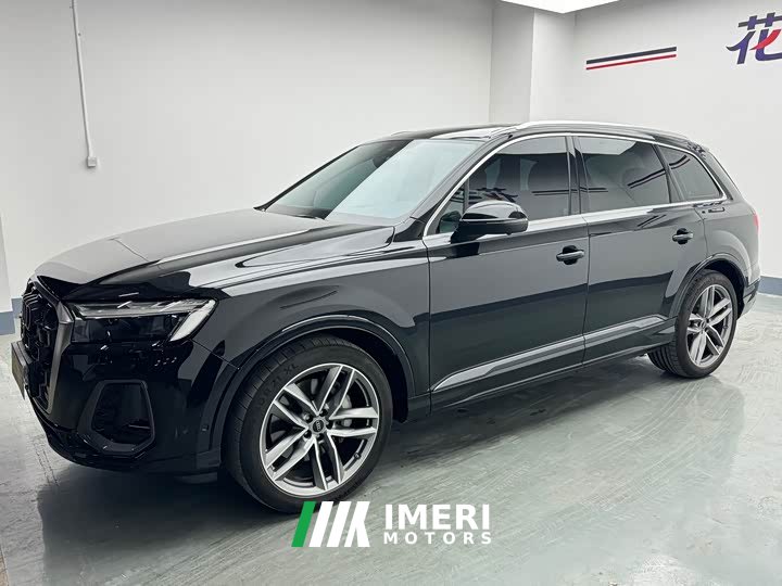 Audi Q7 45 TFSI quattro S line Sport - ავტომობილი ჩინეთიდან