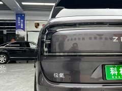 Zeekr 9X Ultra 55kWh 6-Seater - ფოტო 10