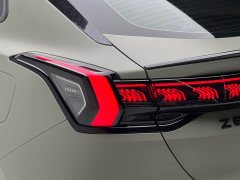 Zeekr 001 WE Edition 86kWh - ფოტო 18