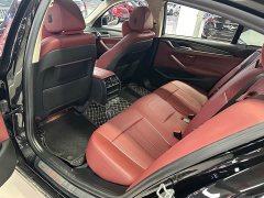BMW 5 Series 530Li Premier Luxury Package - ფოტო 15