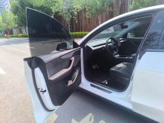 Tesla Model Y Long Range All-Wheel Drive - ფოტო 11