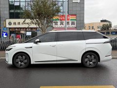 XPeng X9 BEV 665 Max - ფოტო 3