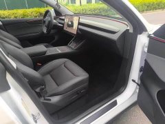 Tesla Model Y Rear-Wheel Drive - ფოტო 15