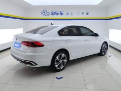 Volkswagen Bora 300TSI DSG Respect Edition - ფოტო 3
