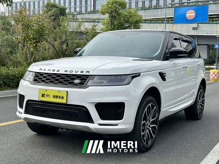 Land Rover Range Rover Sport 3.0 L6 Ebony Edition