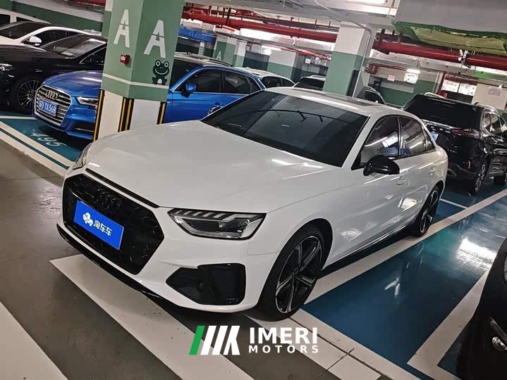 Audi A4L 40 TFSI Luxury Dynamic - ავტომობილი ჩინეთიდან