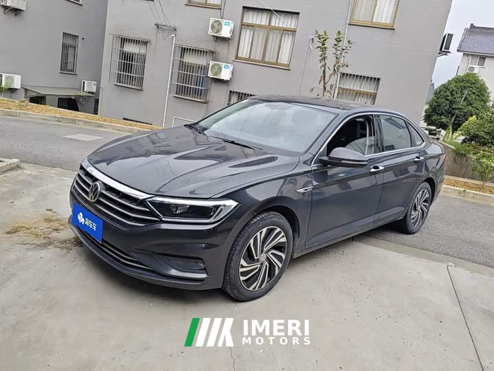 Volkswagen Sagitar 280TSI DSG Luxury Smart Connected Edition