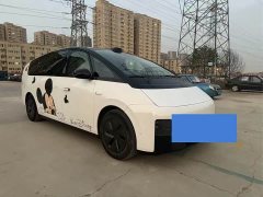 Li Auto Li Xiang MEGA Ultra - ფოტო 3