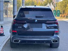 BMW X5 xDrive 30Li M Sport Exclusive Night Edition Package - ფოტო 5
