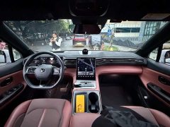 NIO EC6 615KM Performance Edition - ფოტო 13