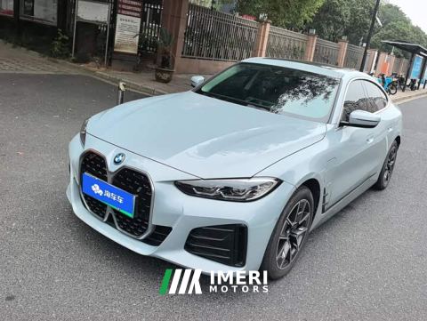2025 BMW i4 eDrive35