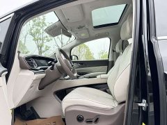Denza D9 DM-i 970 AWD Flagship - ფოტო 14