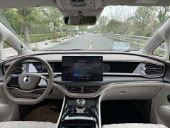 Denza D9 DM-i 970 AWD Flagship - ფოტო 17