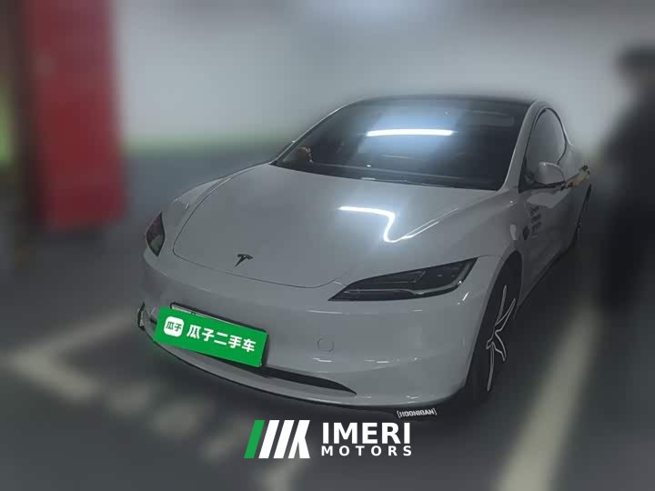 Tesla Model 3 Rear-Wheel Drive