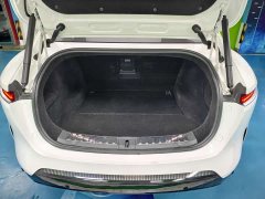 Avatr 11 Long Range Single Motor 5-Seater - ფოტო 20