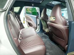 Avatr 11 Long Range Single Motor 5-Seater - ფოტო 9