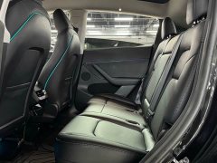 Tesla Model Y Long Range All-Wheel Drive - ფოტო 8