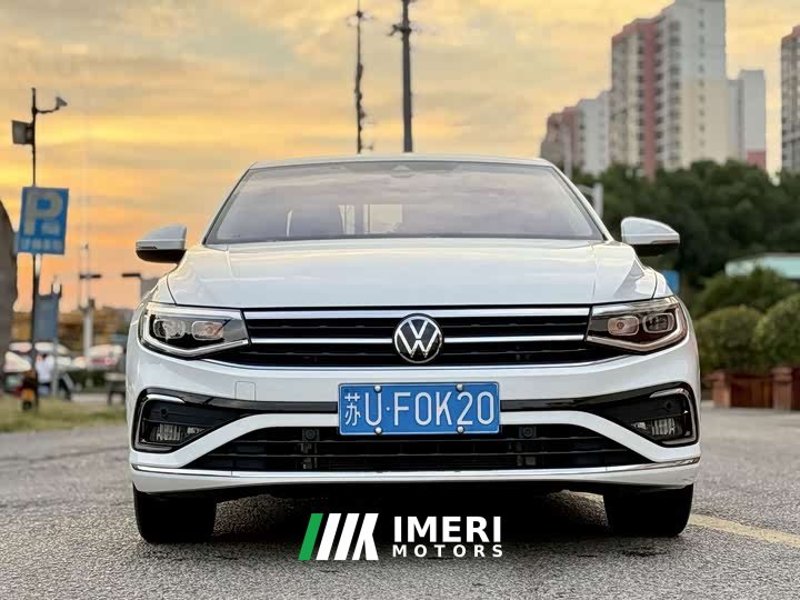 Volkswagen Bora 300TSI DSG Respect Edition