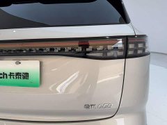 BYD eπ008 Six-seat Extended Range Family Comfort Edition - ფოტო 10