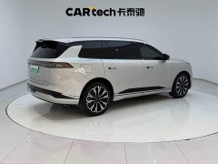 BYD eπ008 Six-seat Extended Range Family Comfort Edition - ფოტო 11