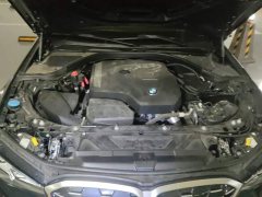 BMW 3 Series 325i M Sport Package - ფოტო 10