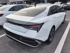 Hyundai Elantra 1.5L CVT GLX Elite - ფოტო 3