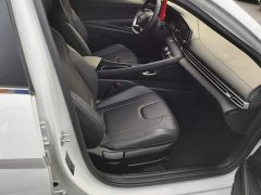 Hyundai Elantra 1.5L CVT GLX Elite - ფოტო 8