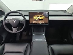 Tesla Model Y Rear-Wheel Drive - ფოტო 12