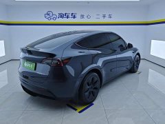 Tesla Model Y Rear-Wheel Drive - ფოტო 3
