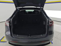 Tesla Model Y Rear-Wheel Drive - ფოტო 4