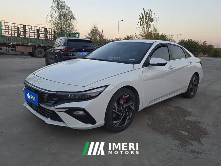 Hyundai Elantra 1.5L CVT GLX Elite