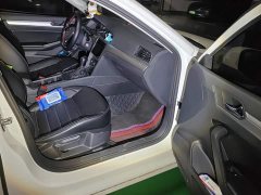 Volkswagen Lingdu 230TSI DSG Fashion Edition - ფოტო 8