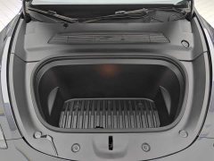 Tesla Model Y Rear-Wheel Drive - ფოტო 10