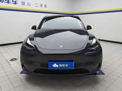 Tesla Model Y Rear-Wheel Drive - ფოტო 2