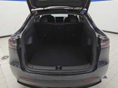Tesla Model Y Rear-Wheel Drive - ფოტო 4