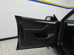 Tesla Model Y Rear-Wheel Drive - ფოტო 7