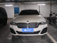 BMW 5 Series 525Li M Sport Package - ფოტო 2