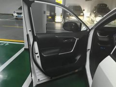 Toyota RAV4 2.0L CVT FWD Fashion Edition - ფოტო 7