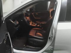 Toyota RAV4 2.0L CVT FWD Fashion Edition - ფოტო 9