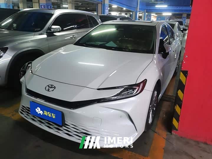 Toyota Camry Hybrid 2.0HE Elite
