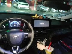 Toyota Camry Hybrid 2.0HE Elite - ფოტო 12