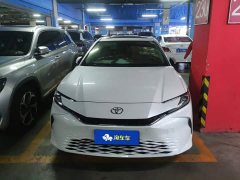 Toyota Camry Hybrid 2.0HE Elite - ფოტო 2