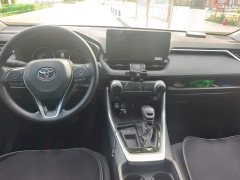 Toyota RAV4 2.0L CVT FWD Urban Edition - ფოტო 12