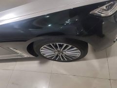 FAW Red Flag H9 Facelift 2.0T Smart Connected Flagship Comfort Edition - ფოტო 6