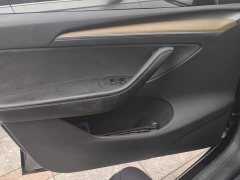 Tesla Model Y Rear-Wheel Drive - photo 7