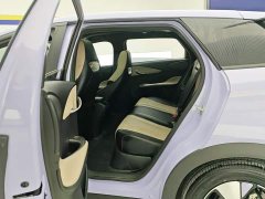 BYD Dolphin 420km Fashion Edition - ფოტო 11
