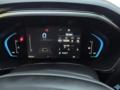 Ford Focus Sedan EcoBoost 180 Automatic ST Line - ფოტო 14