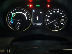 Toyota Vellfire Dual Engine 2.5L HV Luxury - ფოტო 14