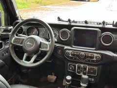 Jeep Gladiator 3.6L Pioneer Edition - ფოტო 13